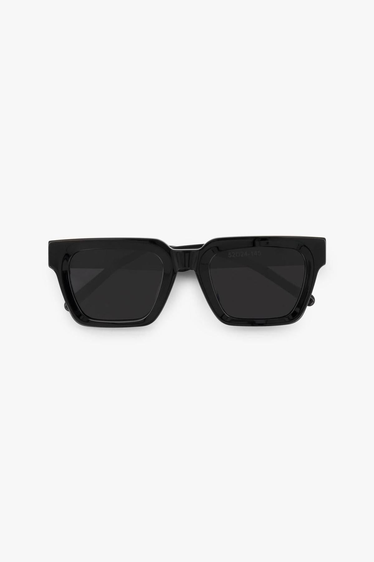 Apex Sunglasses Black/Black