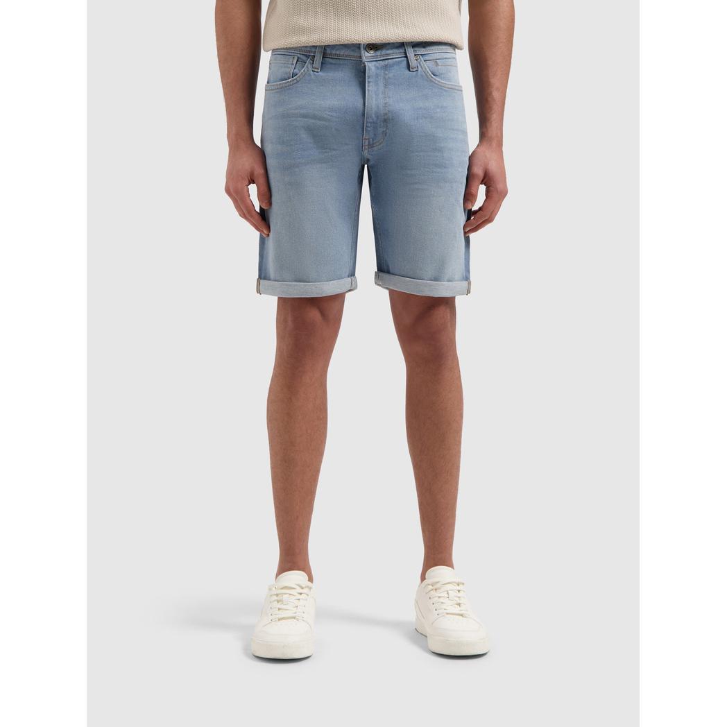 The Miles Slim Fit Shorts Denim Light Blue
