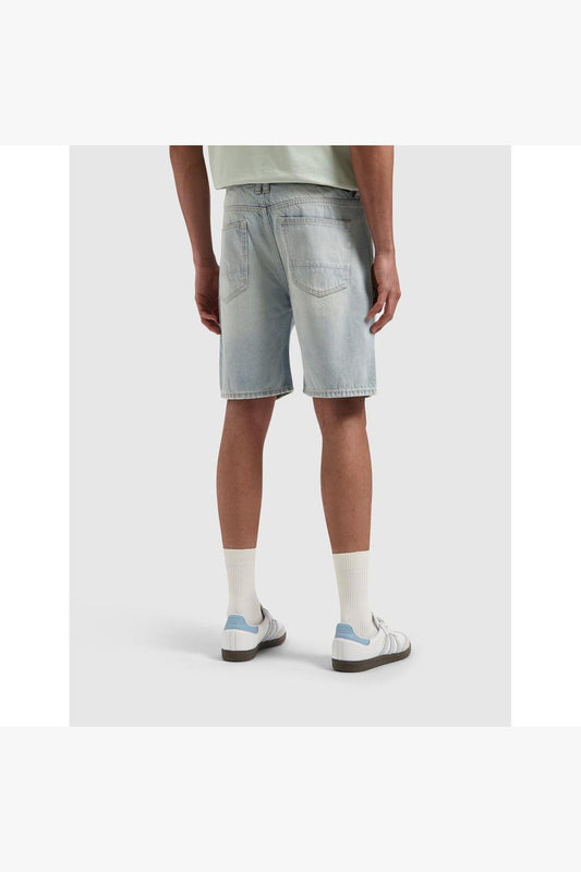 The Owen Regular Fit Shorts Denim Light Blue