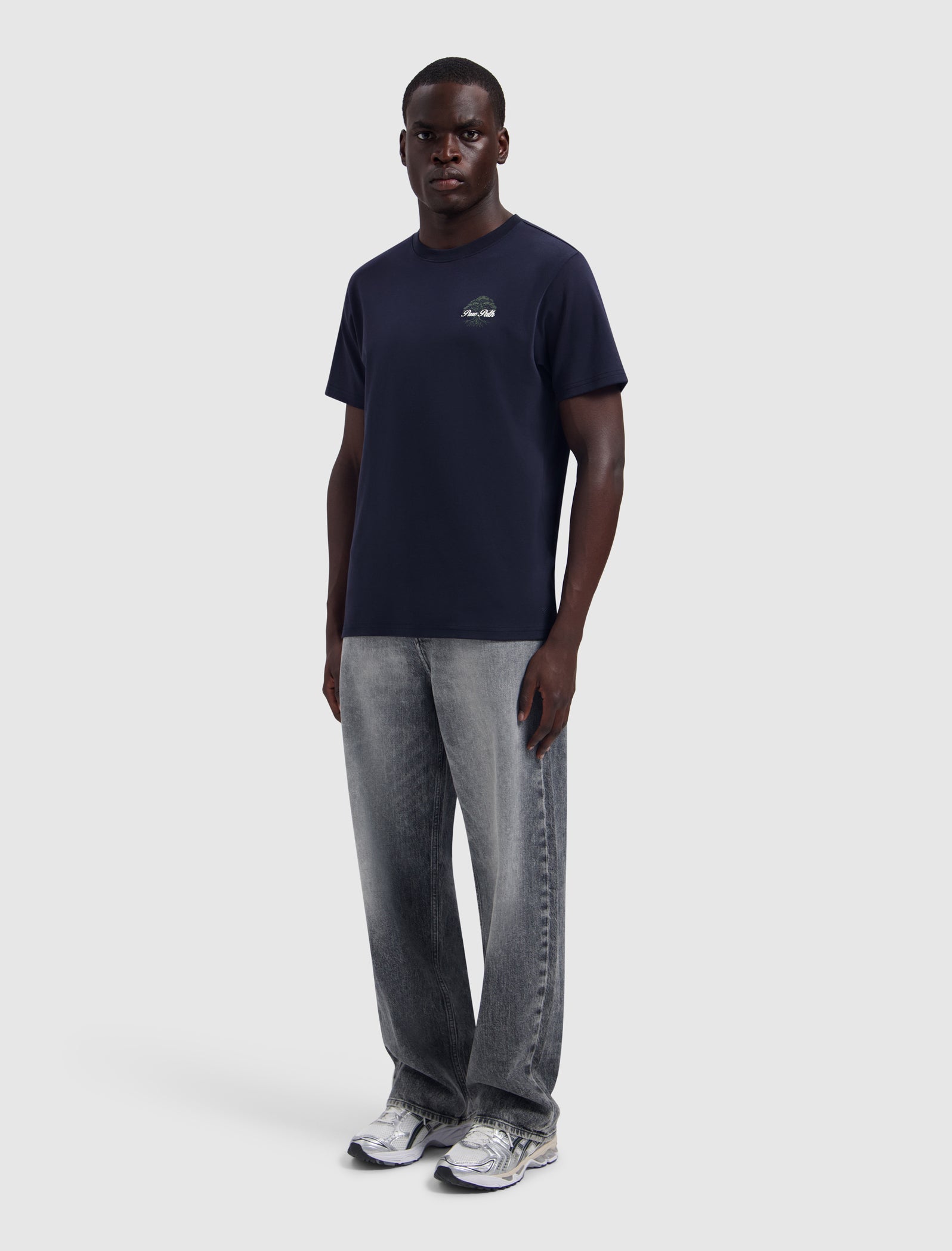 Rooted Tree T-shirt Dark Navy