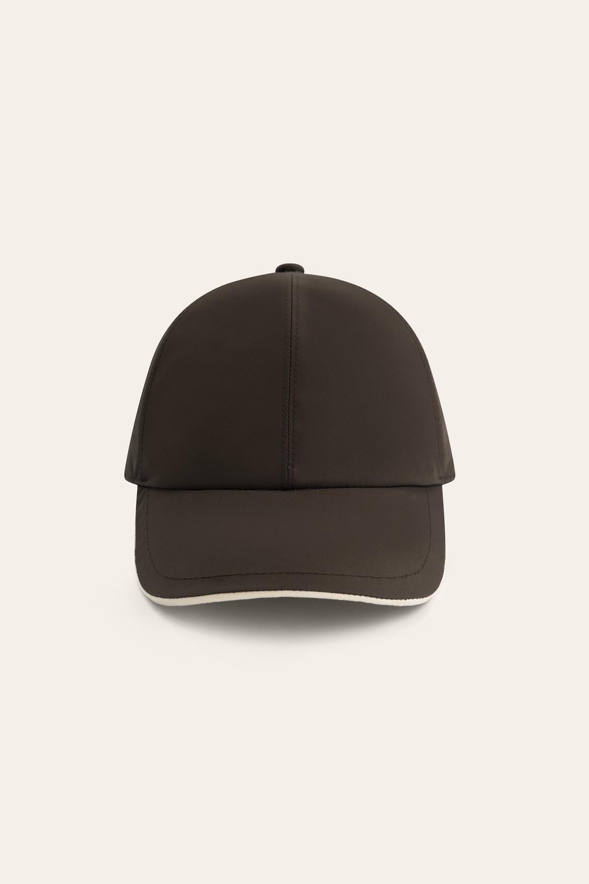 Cap Tria Brown