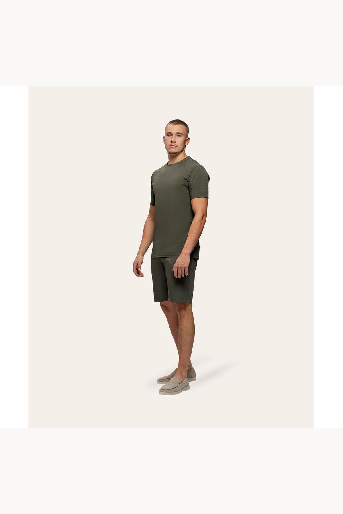 Travel Short Olive