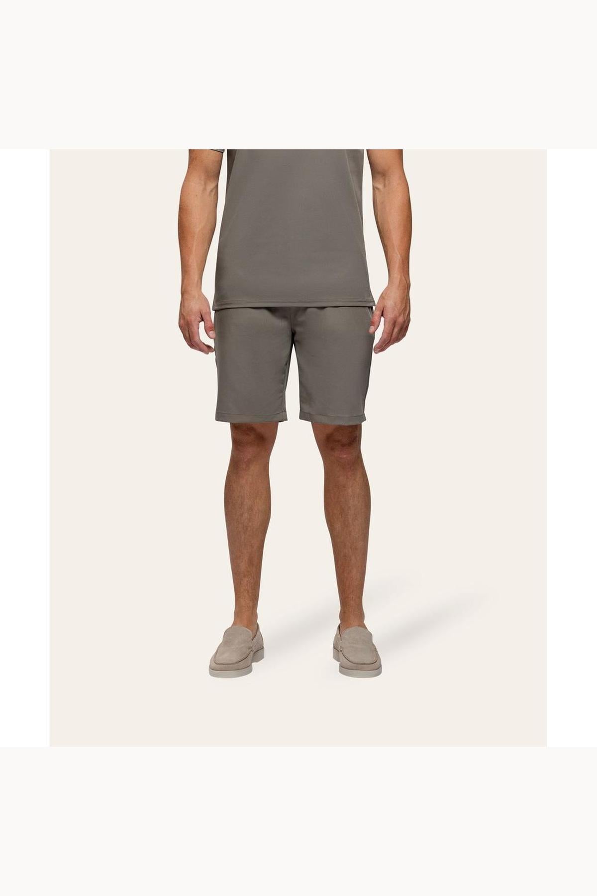 Travel Short Taupe