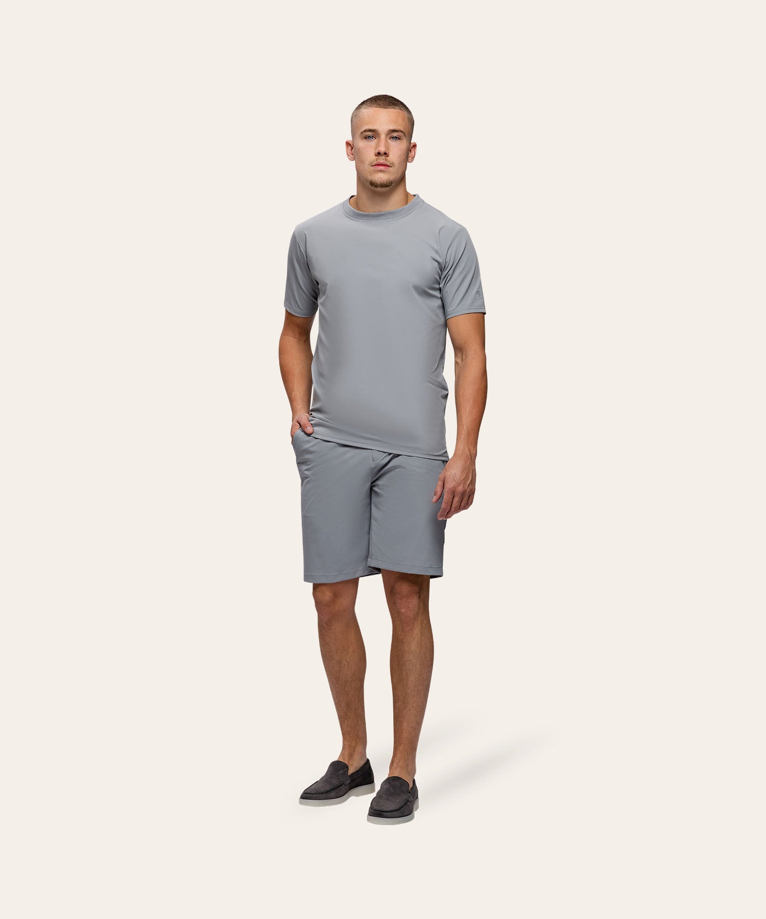 Travel Short Light Grey