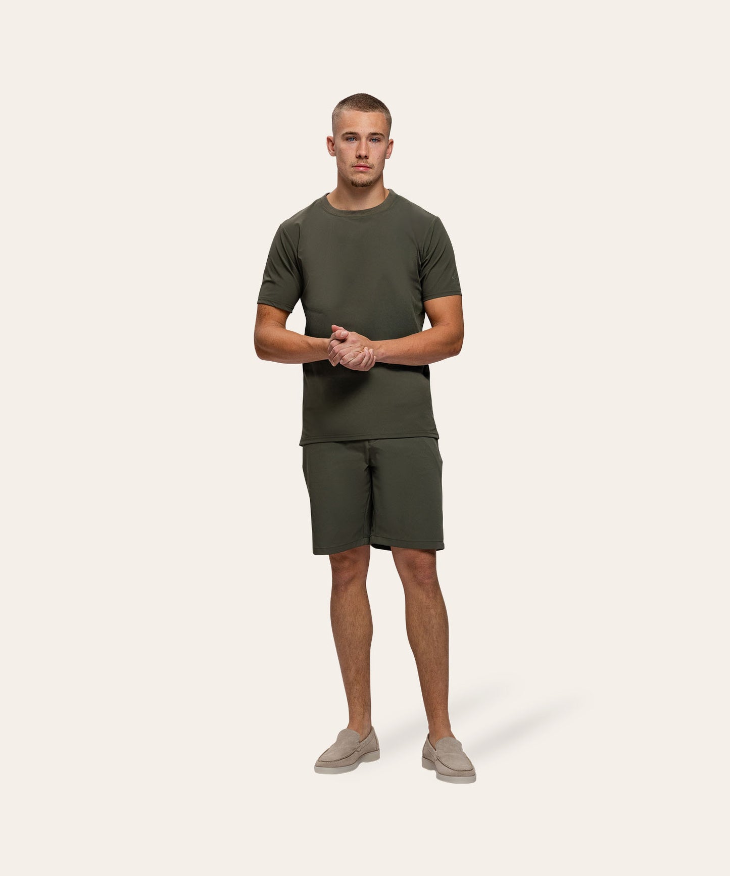 Travel Short Olive
