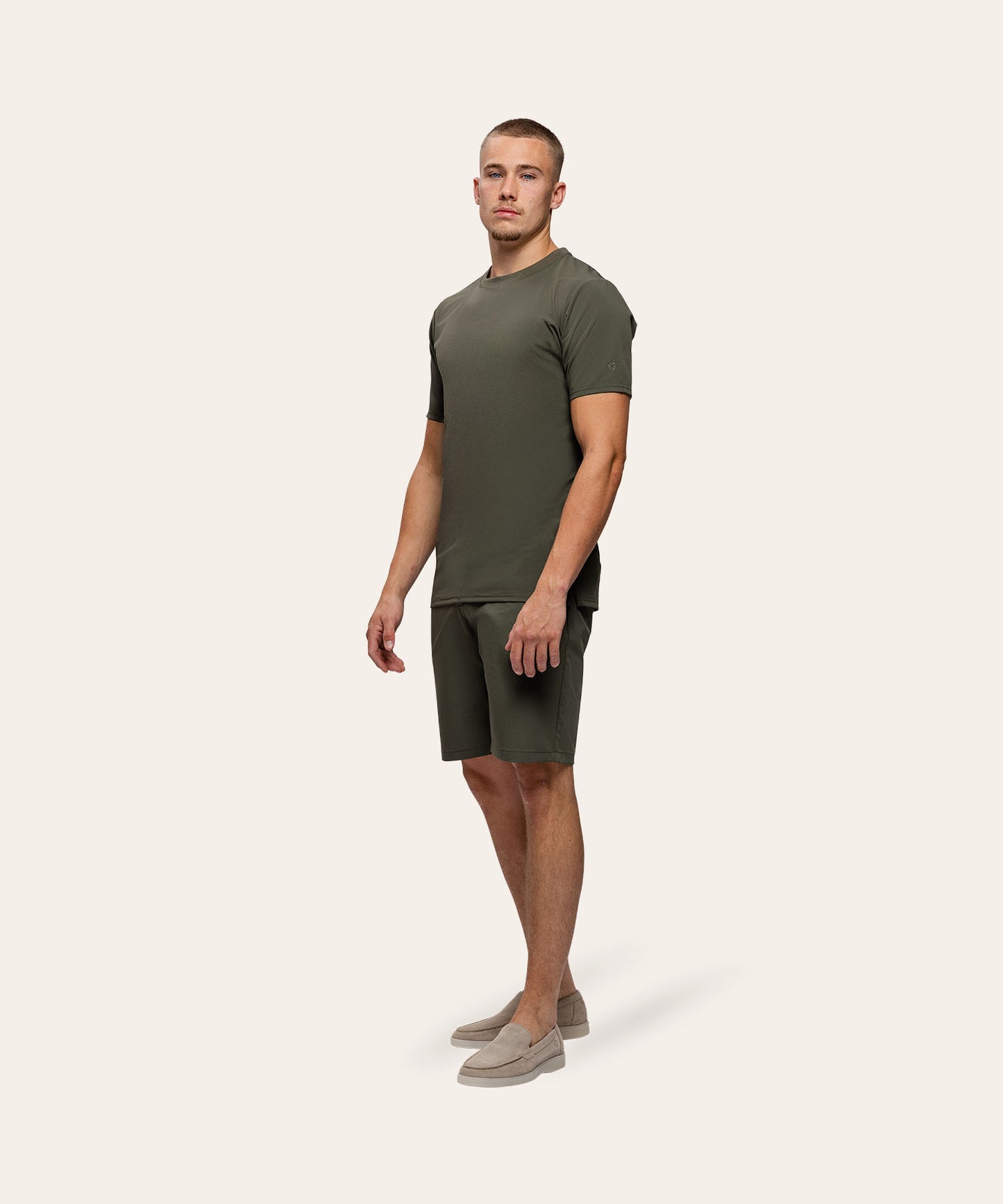 Travel Short Olive