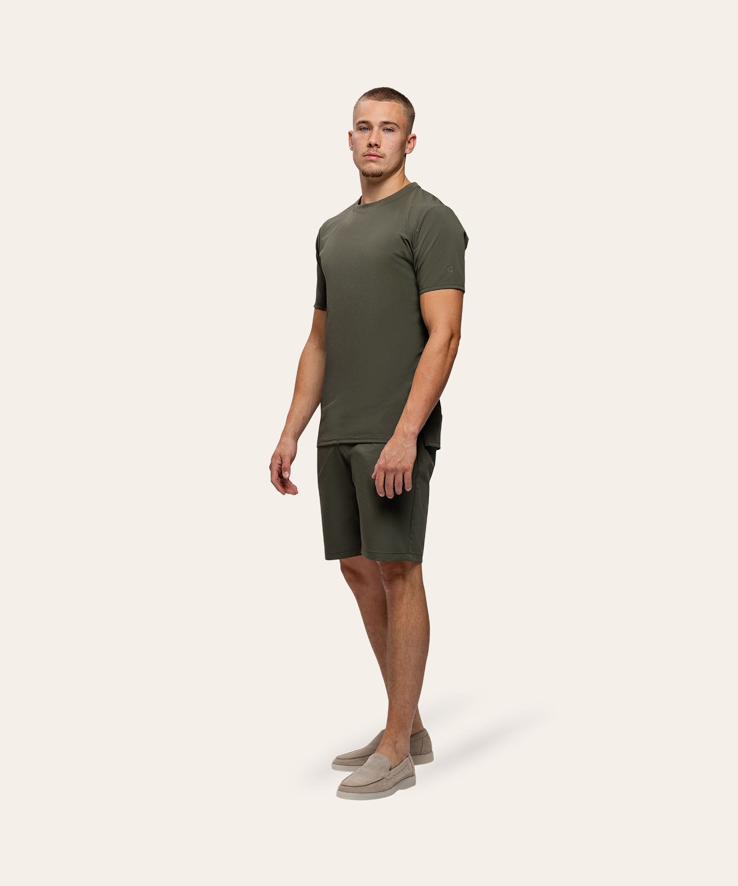 Travel Short Olive