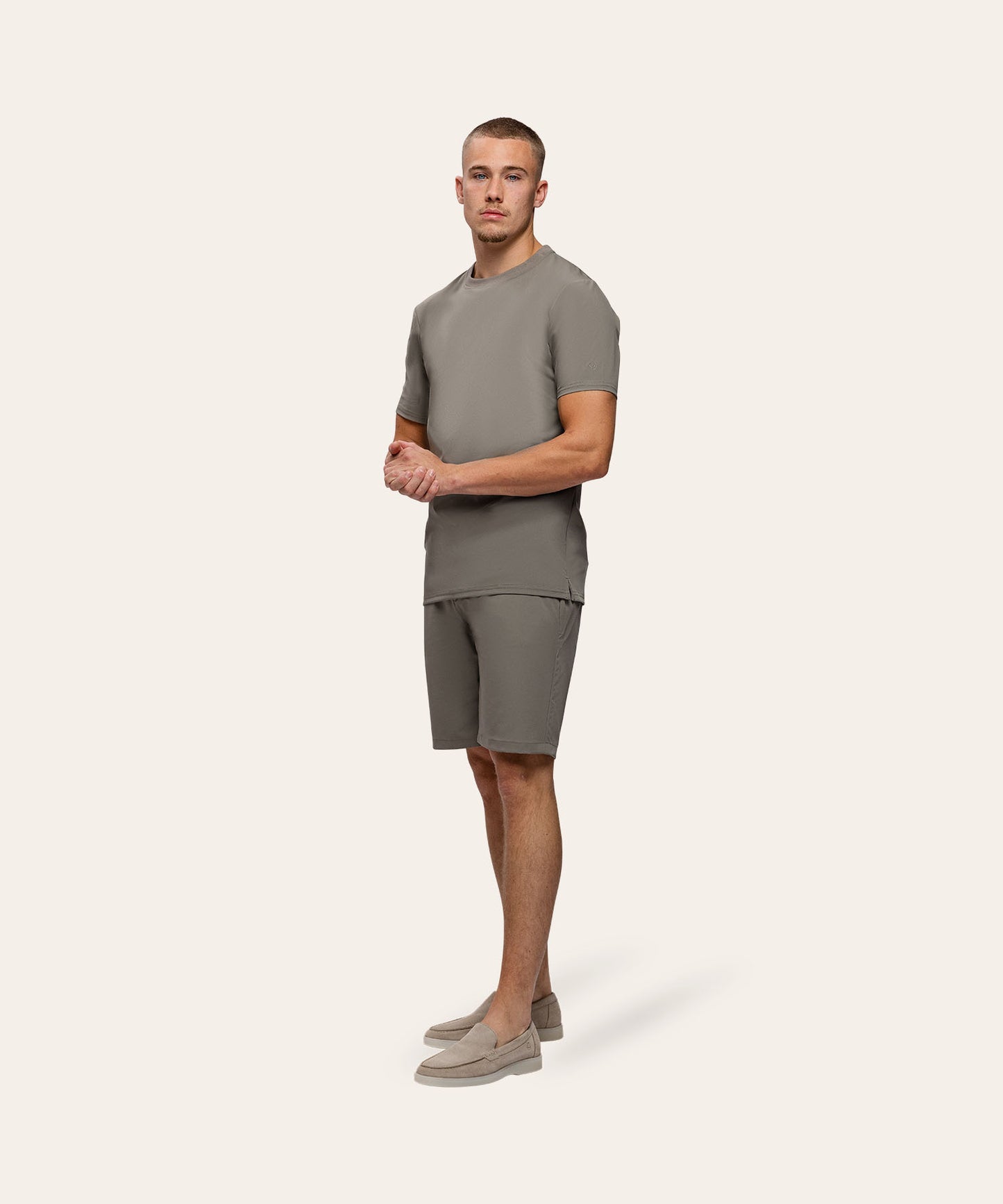 Travel Short Taupe