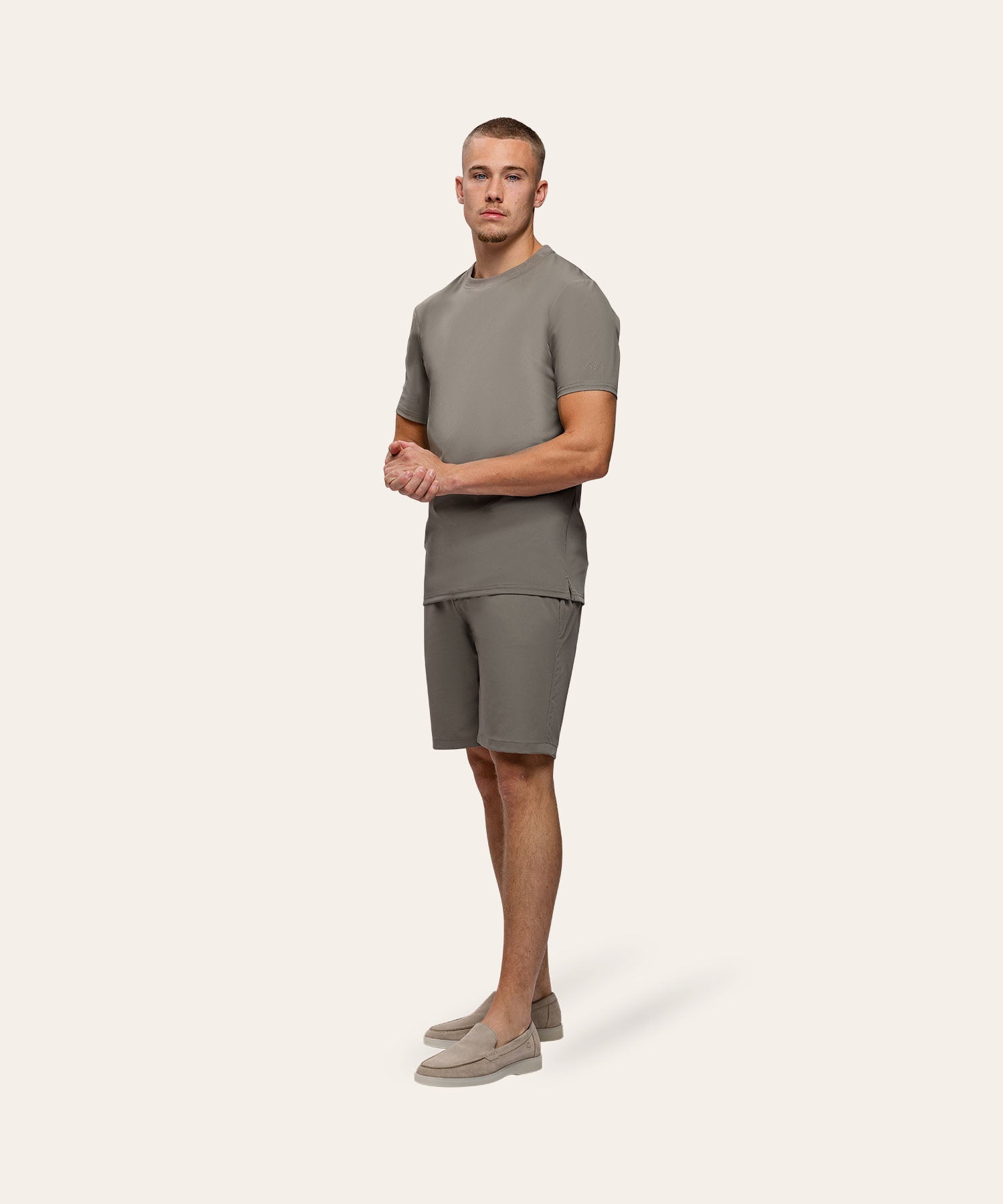 Travel Short Taupe